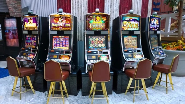 Multi-Bet payment methods including DANA, OVO, GoPay, QRIS, and bank transfers